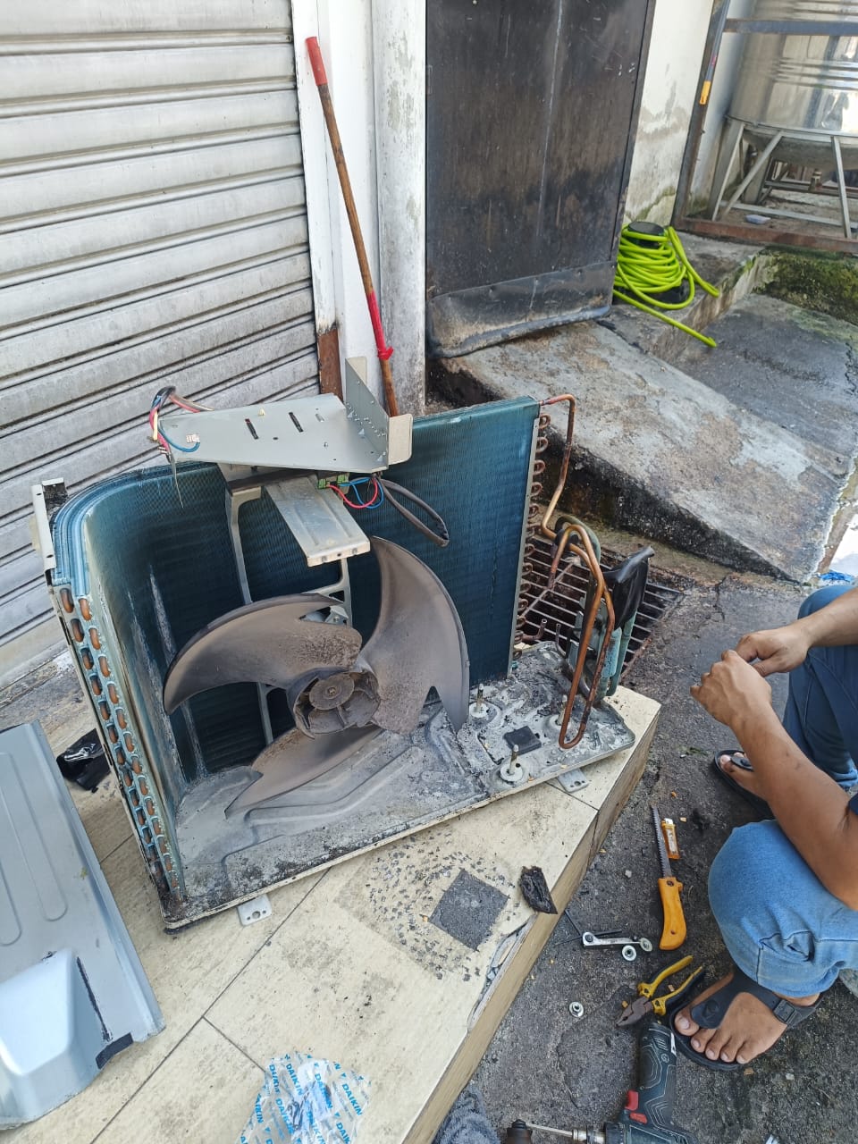 This write Indoor and outdoor aircond services throughout Klang Valley — WhatsApp Image 2026-08-13 at 11.43.01 PM (2)