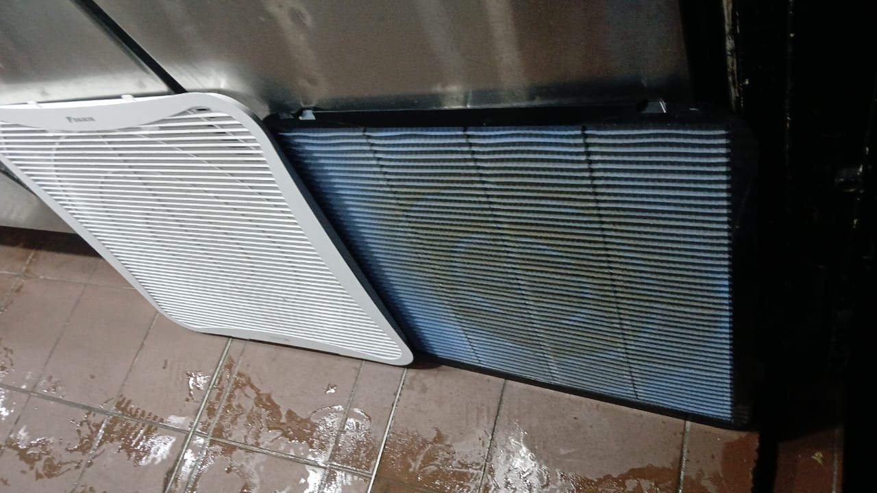This write Indoor and outdoor aircond services throughout Klang Valley — WhatsApp Image 2026-08-13 at 11.43.05 PM (3)